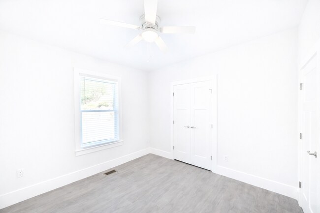 Building Photo - New Construction - North Asheville - Rental