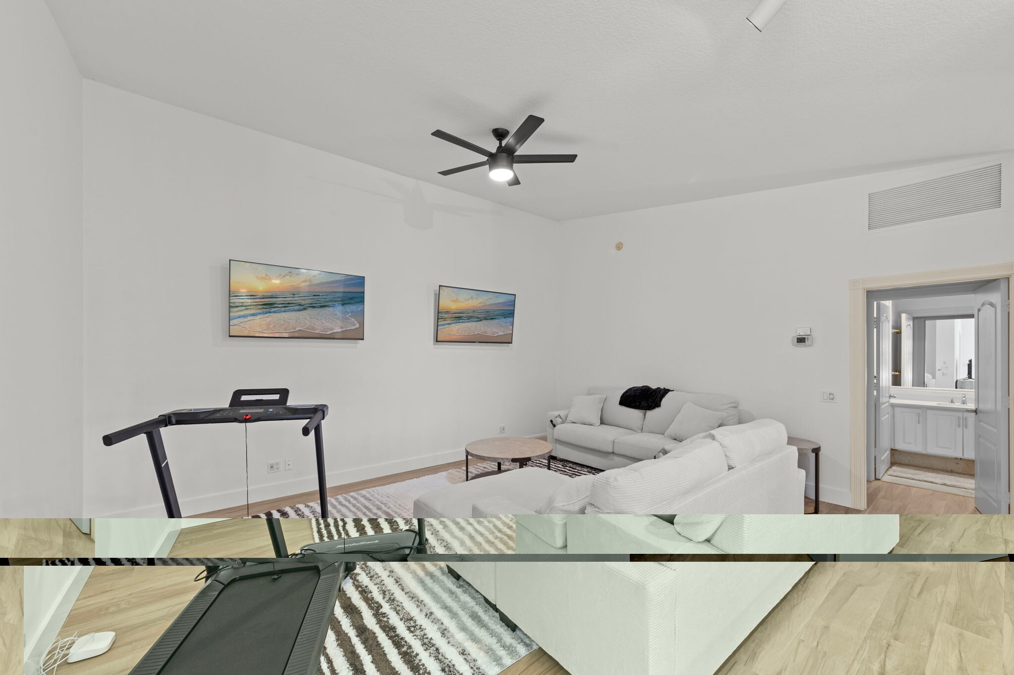 Building Photo - 4748 San Carlo Ct