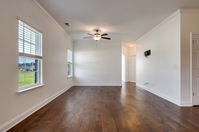 Building Photo - 1647 Foston Ln