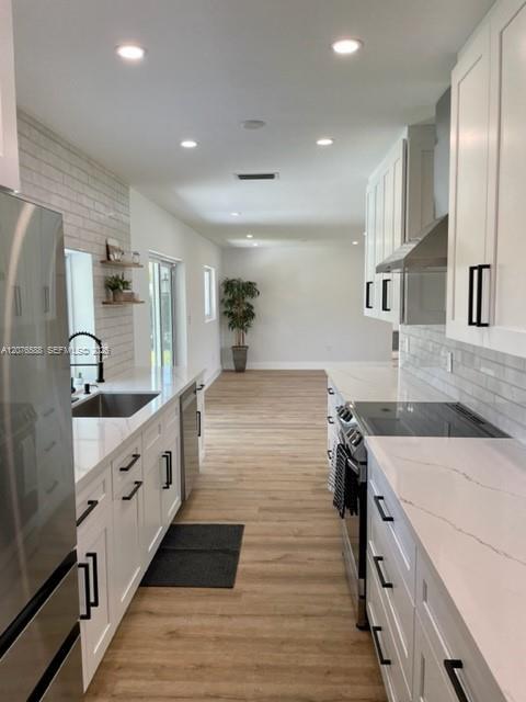 Building Photo - 17051 SW 85th Ave