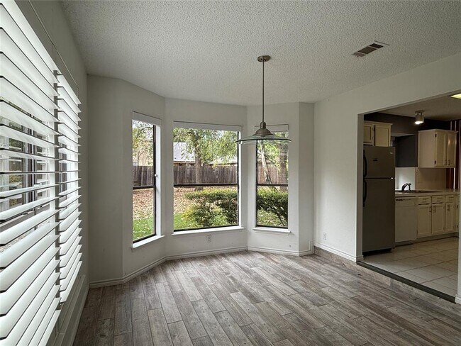 Building Photo - 2503 Autrey Dr