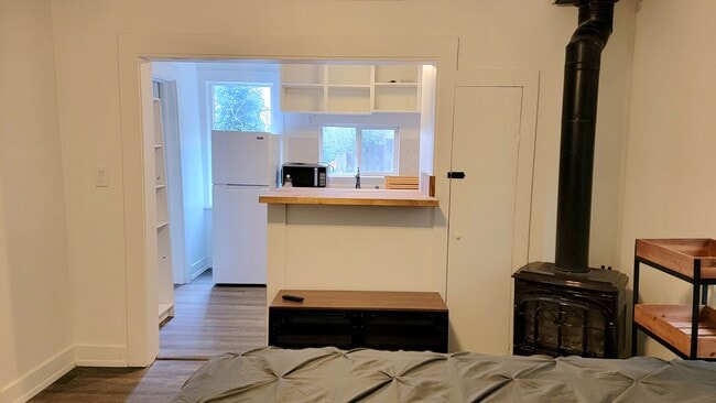 Building Photo - 044SCobert5503