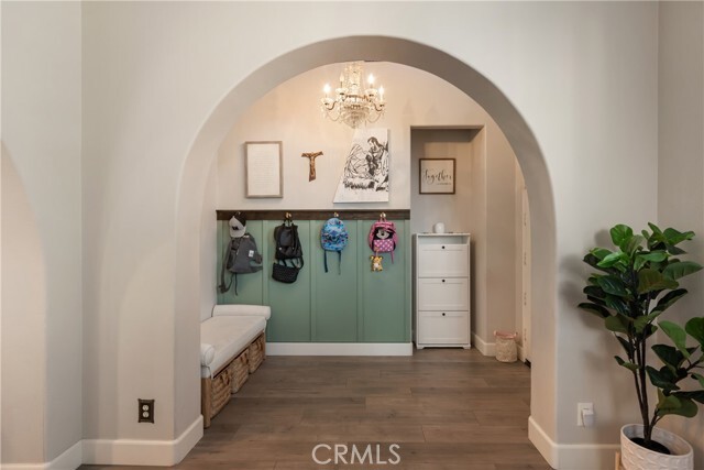 Building Photo - 32 Bramford St