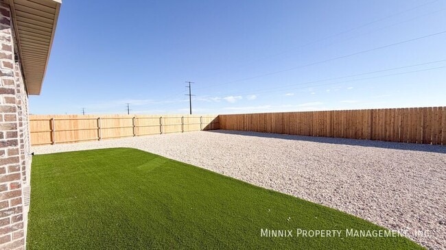 Building Photo - 2170 Langford Ave