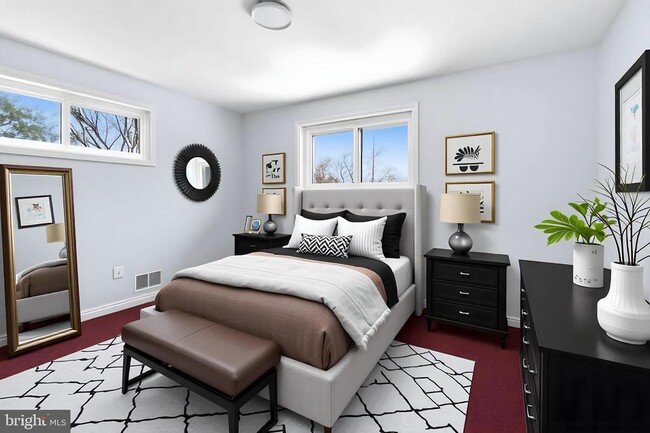 Building Photo - 3505 N St SE