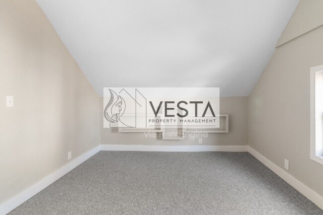 Building Photo - 555 Baldwin Ave