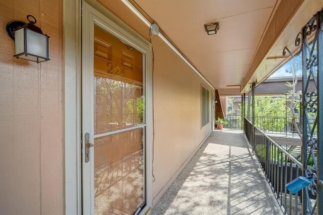 Building Photo - 7801 Shoal Creek Blvd