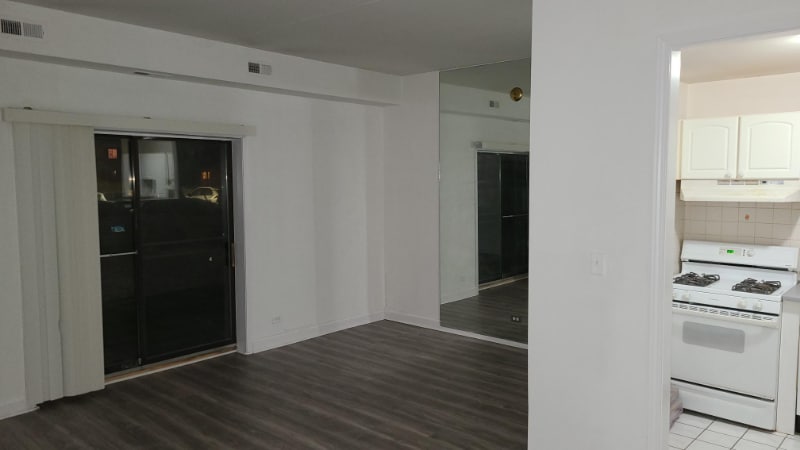 Building Photo - 1460 Fairlane Dr