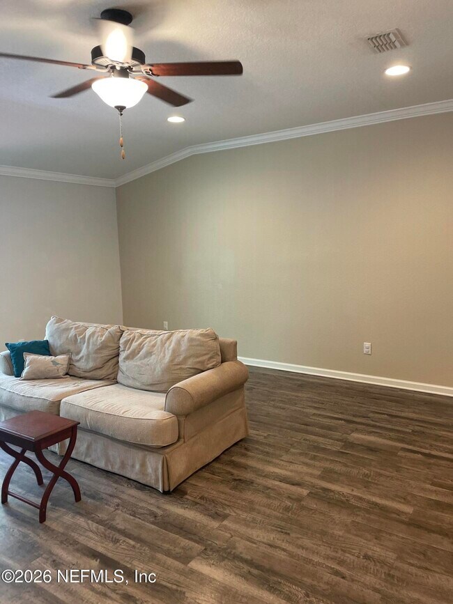 Building Photo - 5549 Broadgate Ct