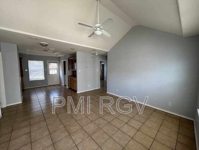 Building Photo - 2508 Toledo Ave