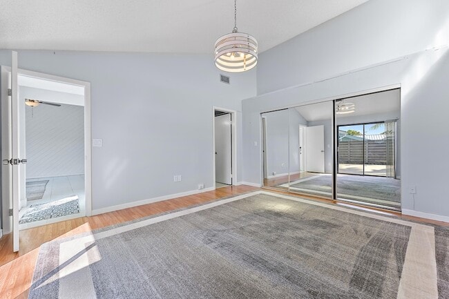 Building Photo - 1801 S US Hwy 1