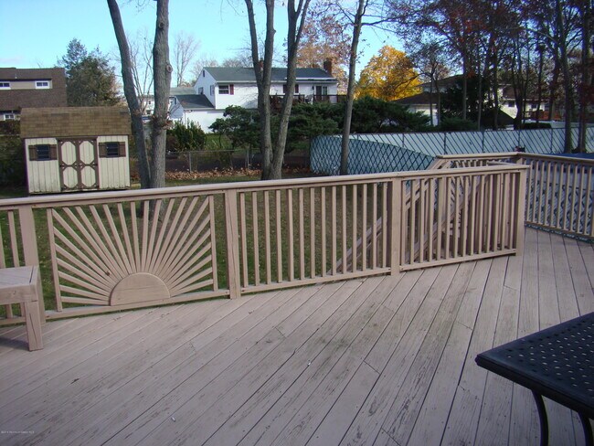 Building Photo - 30 Brunswick Dr