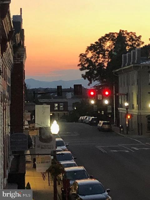 Building Photo - 171 E Davis St