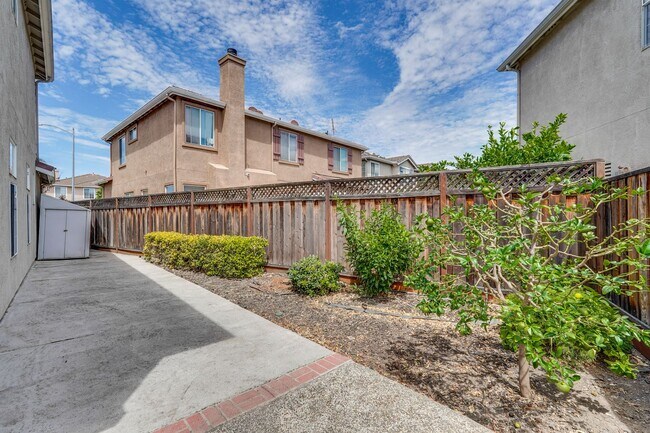 Building Photo - Luxury 5BR North San Jose Home | 2,680 Sq. Ft. | Minutes to BART, Levi's Stadium & Silicon Valley...