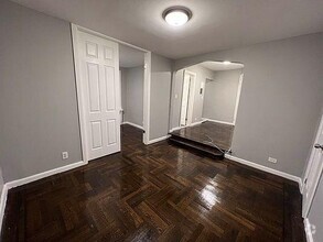 Building Photo - 1 bedroom in BRONX NY 10468