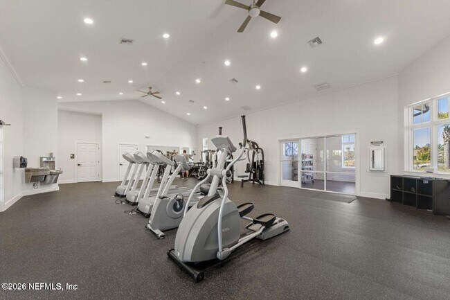 Building Photo - 117 Dovetail Cir