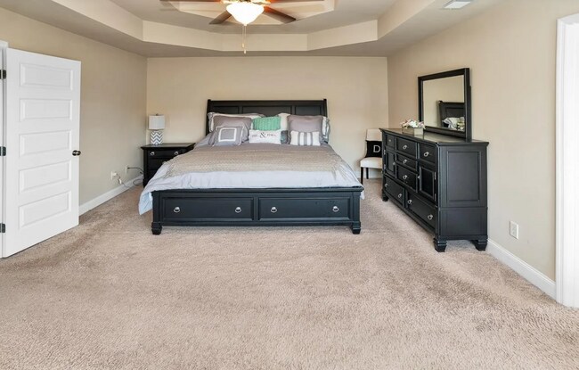 Building Photo - 7102 Sutter Ct