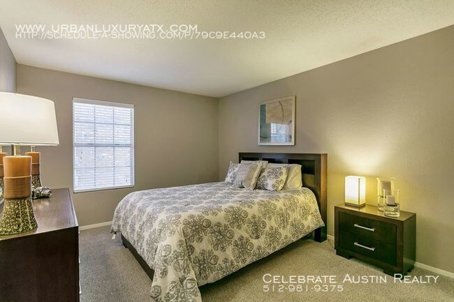 Building Photo - Hillside Creek