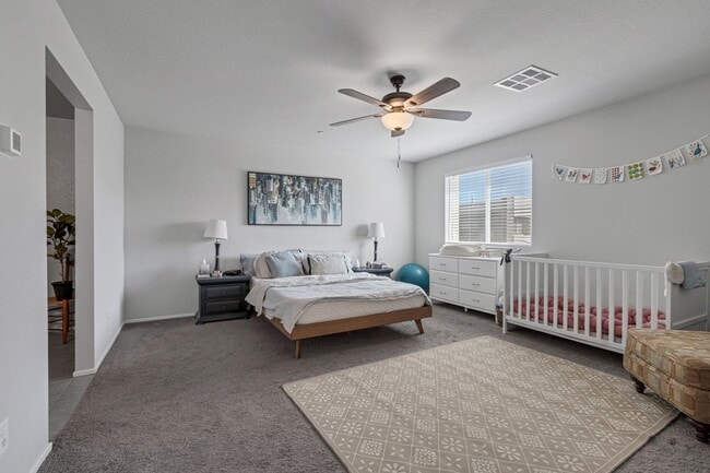 Building Photo - GORGEOUS TOWNHOME BUILT IN 2020 LOCATED IN A GATED COMMUNITY!