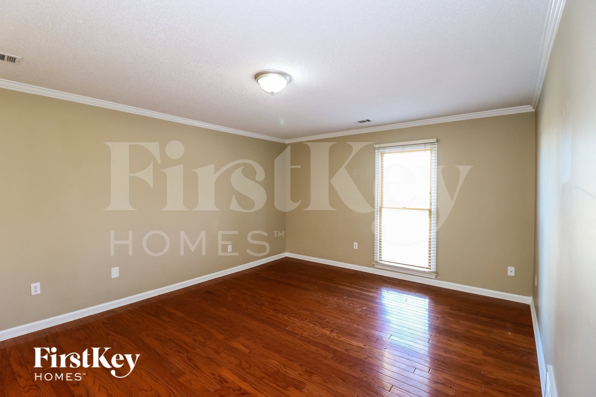 Building Photo - 9095 Strawberry Ln