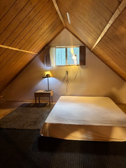 Building Photo - 973 Blue Lake Ln