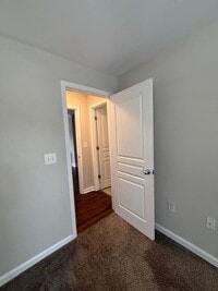 Building Photo - 15-1527 Kisling