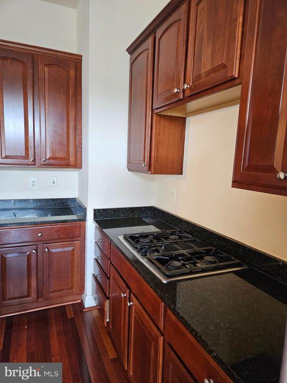 Building Photo - 603 Eden Pl