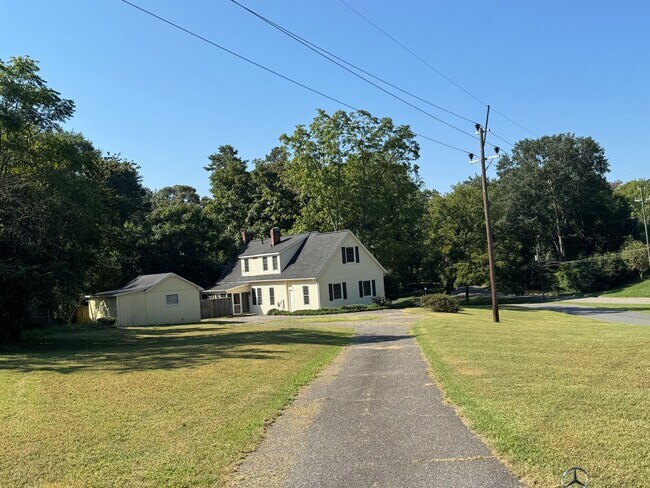 Building Photo - 207 Edgemont Ave