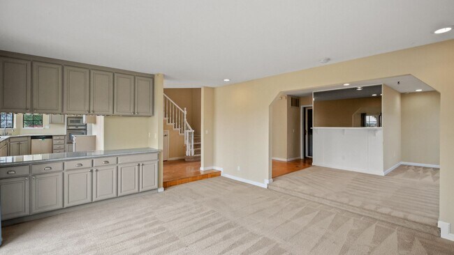 Building Photo - BEAUTIFUL HOME IN THE GLEN COVE AREA  OF VALLEJO WITH VIEWS OF THE BAY