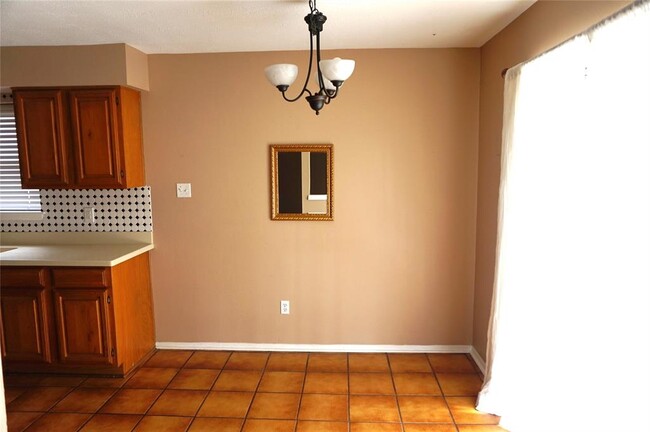 Building Photo - 3718 Glade Forest Dr