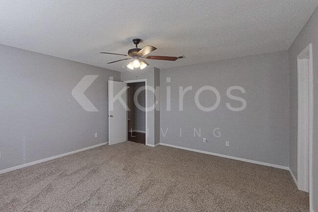 Building Photo - 4702 Janelle Dr