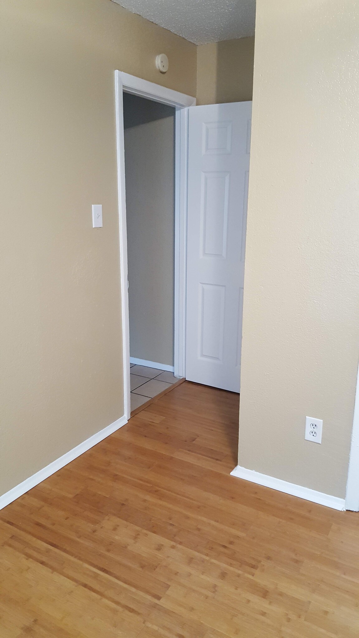 2nd Bedroom - 902-B Bret Ln