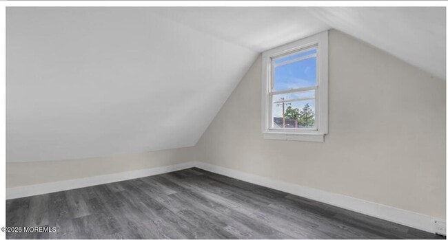 Building Photo - 7 Front St