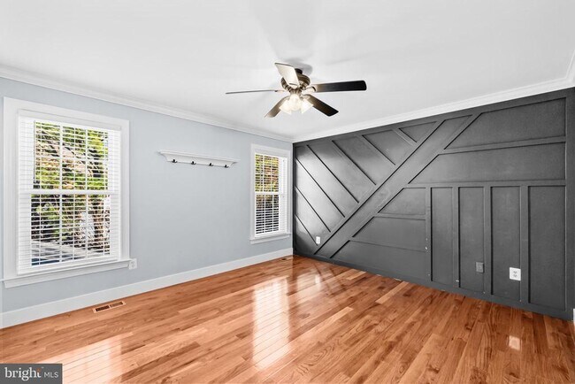 Building Photo - 46564 Hampshire Station Dr