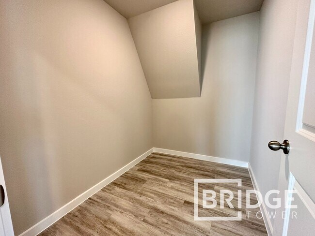 Building Photo - 4712 Deadwood Dr
