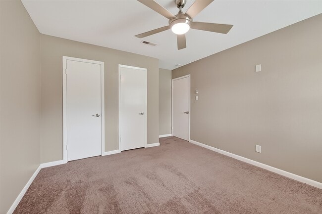 Building Photo - 12002 Hillcroft St