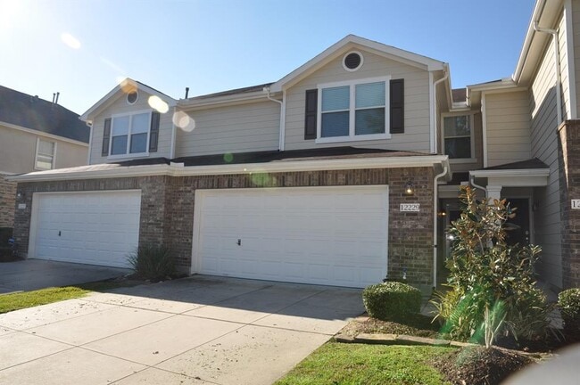 Building Photo - 12229 Medina Lake Dr