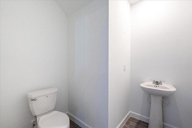 Building Photo - 6354 Windwood Wy