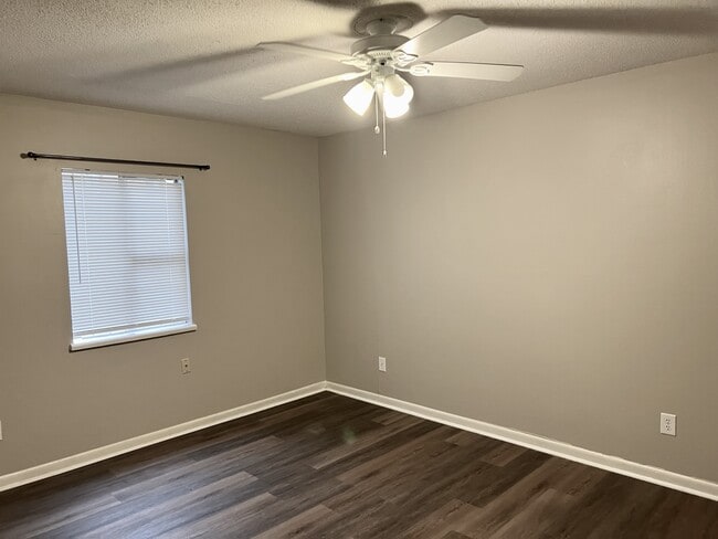 Building Photo - 2812 Georgetown Dr