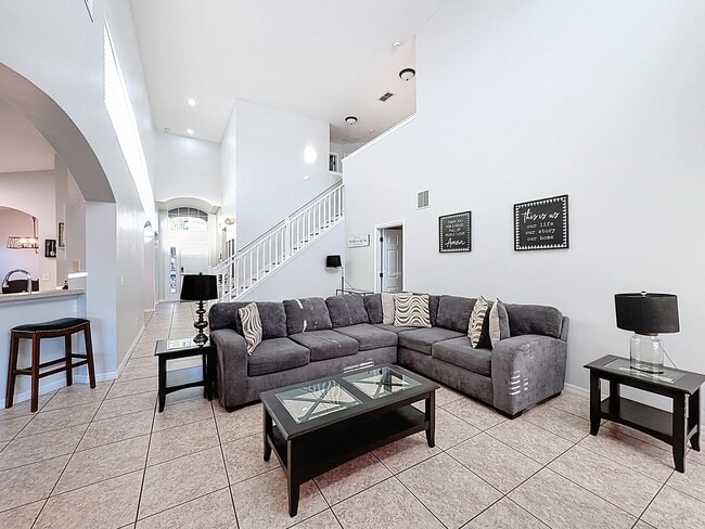 Building Photo - 217 Sevilla Ave