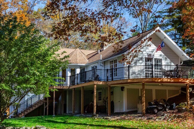 Building Photo - 188 Godfrey Rd E