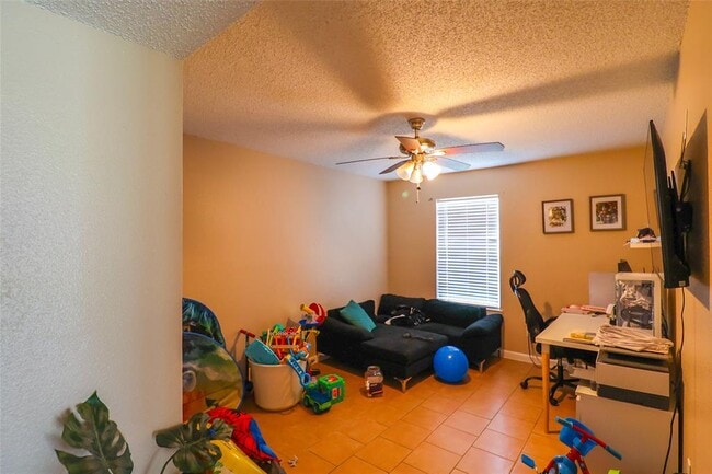 Building Photo - 11630 Highland Meadow Dr