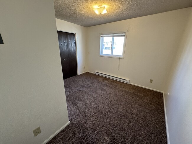 Building Photo - 5001 Point Bluff