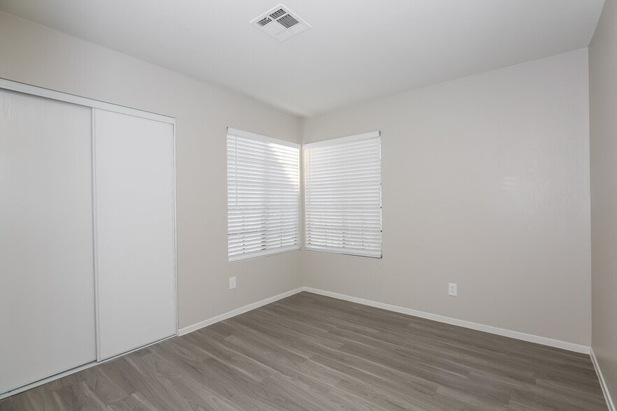 Building Photo - 306 Carrington St