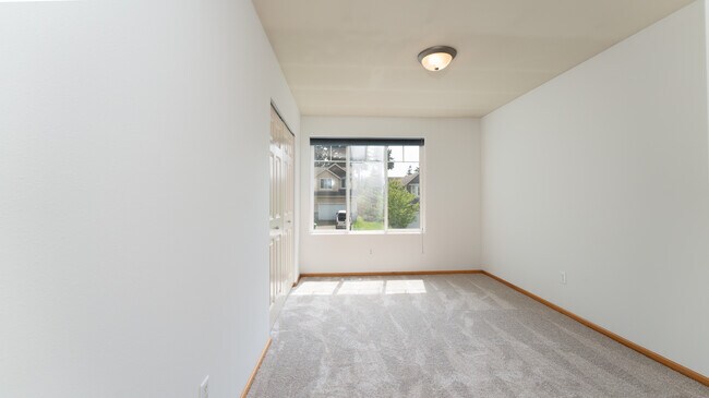 Building Photo - 9448 S 196 Pl