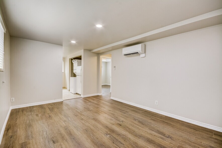 Another livingroom view - 554 S Douglas St
