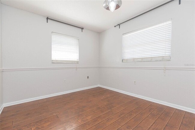 Building Photo - 2307 Lincoln Ct