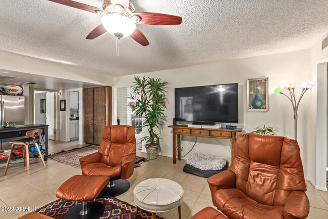 Building Photo - 12728 N 40th Pl