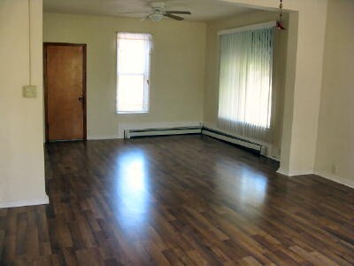 Building Photo - 602 W Columbia Ave