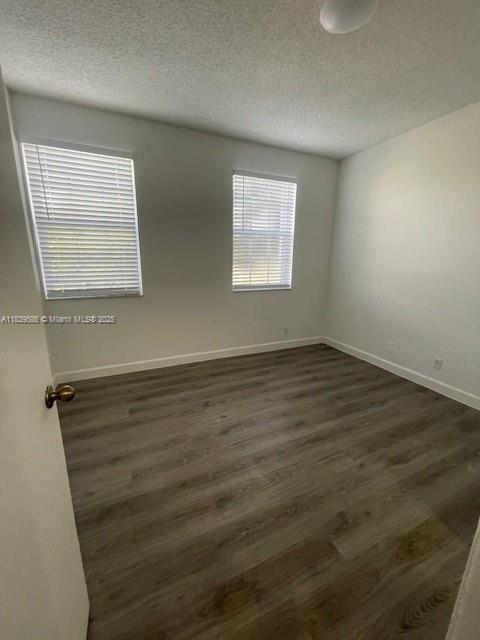 Building Photo - 7872 Sanibel Dr